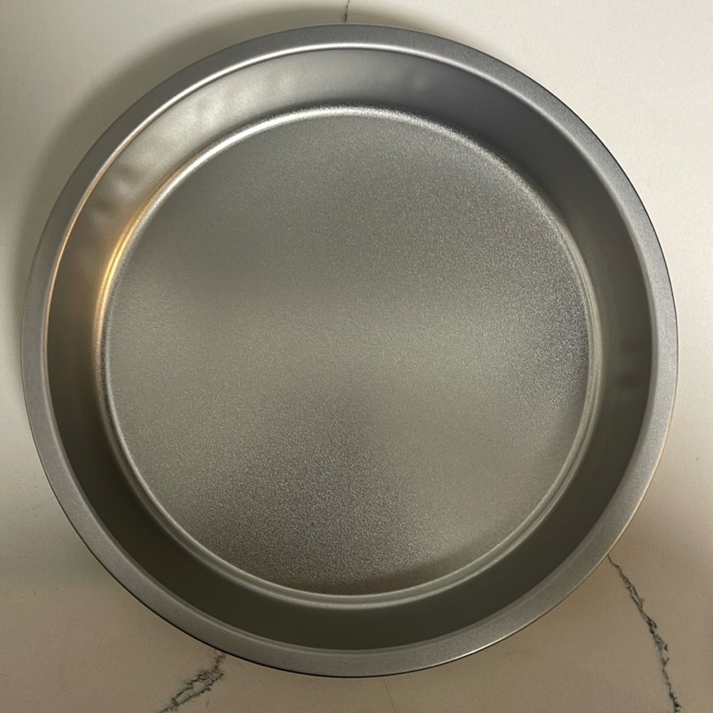 Round Cake Pan